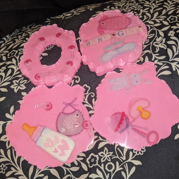 All handmade resin crafts - Picture 4 of 16